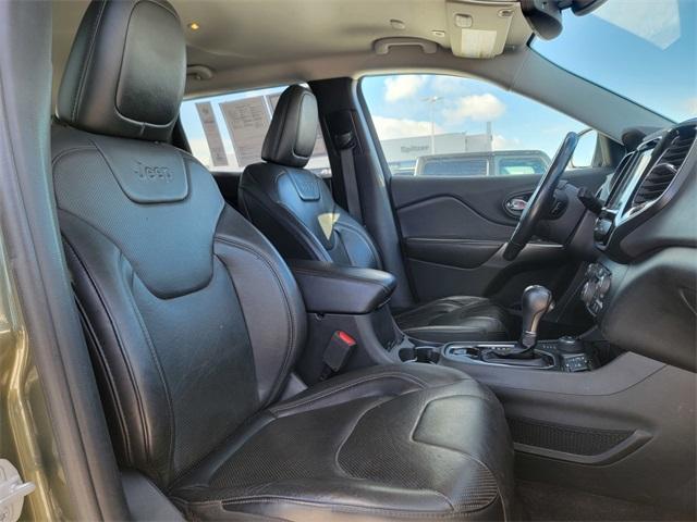 used 2019 Jeep Cherokee car, priced at $18,999