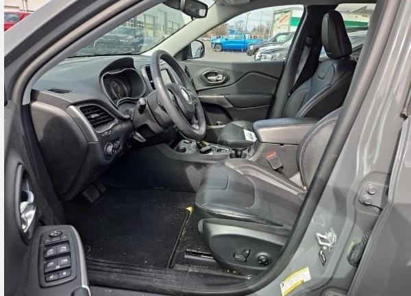 used 2021 Jeep Cherokee car, priced at $25,973