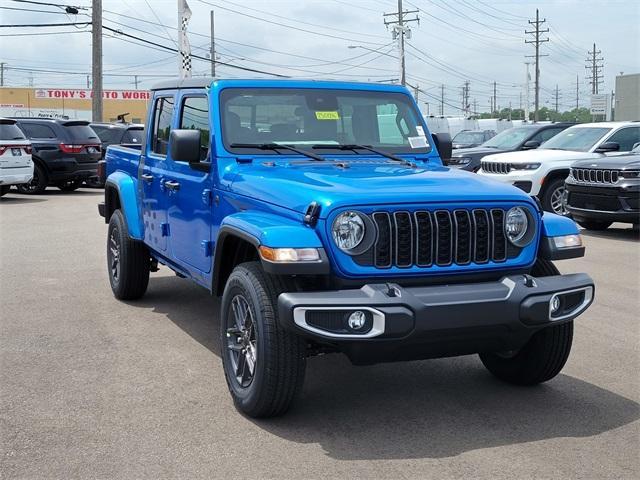 new 2025 Jeep Gladiator car, priced at $43,638