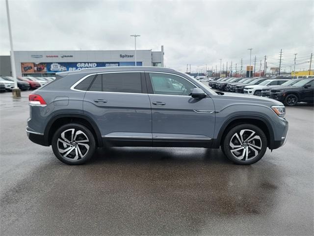 used 2022 Volkswagen Atlas Cross Sport car, priced at $32,311