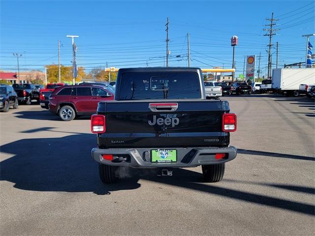 used 2021 Jeep Gladiator car, priced at $31,444