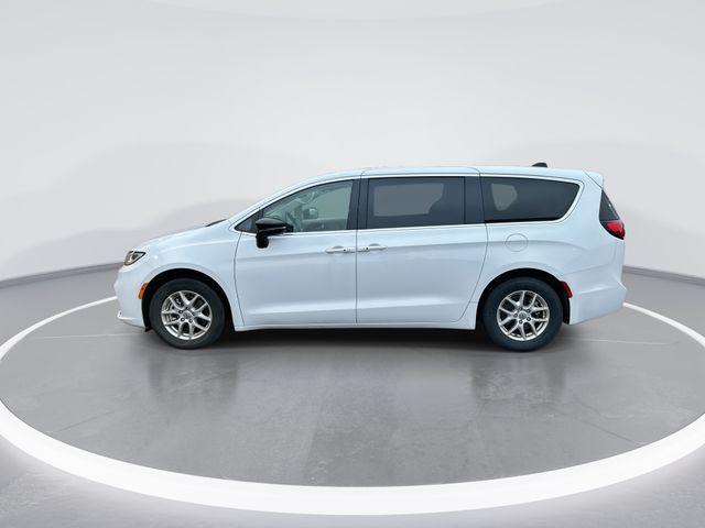 used 2024 Chrysler Pacifica car, priced at $29,428