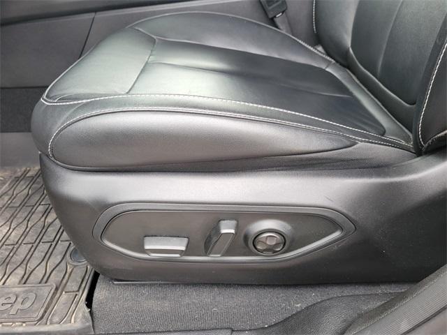used 2022 Jeep Grand Cherokee L car, priced at $30,444