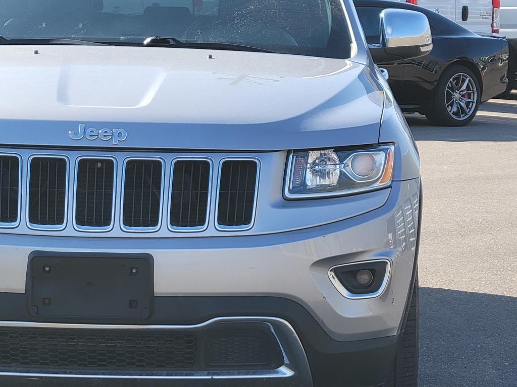 used 2014 Jeep Grand Cherokee car, priced at $12,556