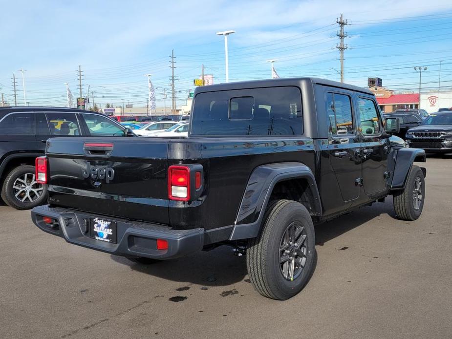 new 2024 Jeep Gladiator car, priced at $41,922