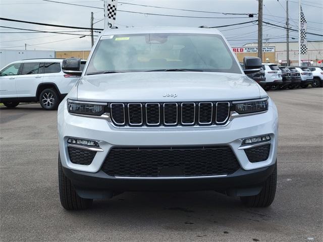 new 2024 Jeep Grand Cherokee L car, priced at $43,104