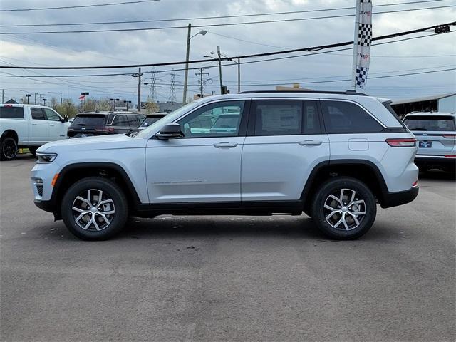 new 2024 Jeep Grand Cherokee L car, priced at $43,104