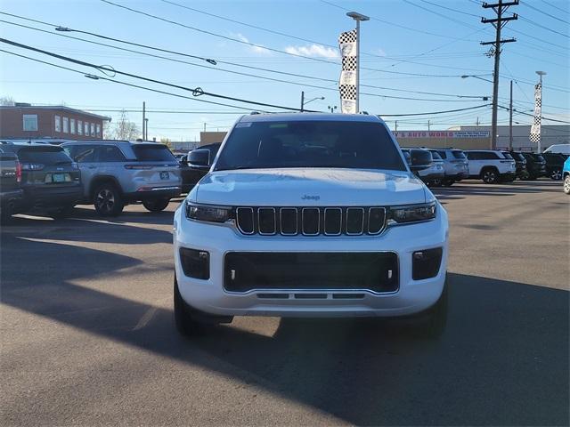 new 2025 Jeep Grand Cherokee car, priced at $62,685