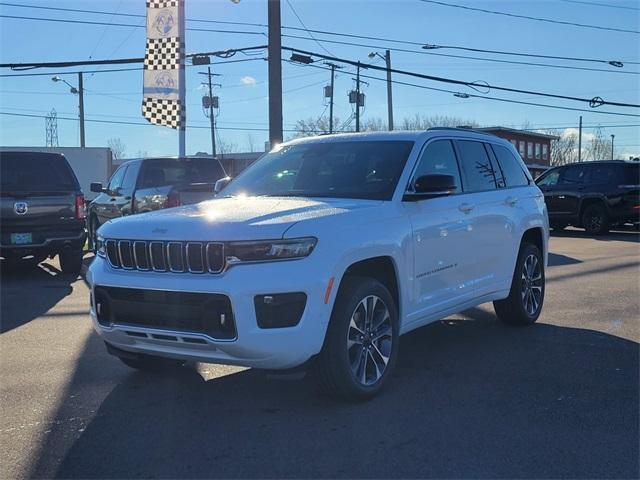 new 2025 Jeep Grand Cherokee car, priced at $62,685