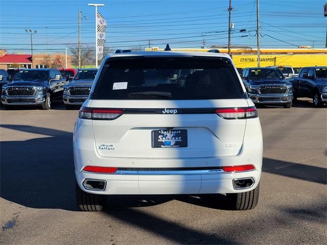 new 2025 Jeep Grand Cherokee car, priced at $62,685