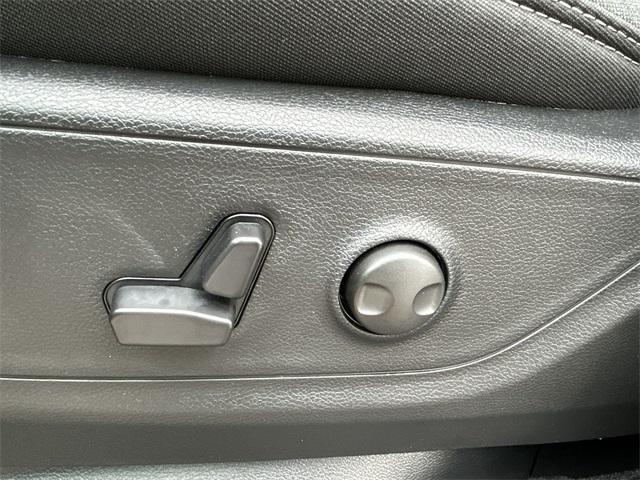 new 2025 Ram 1500 car, priced at $47,250