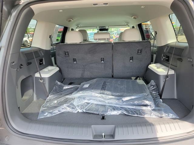 used 2025 Hyundai Santa Fe car, priced at $35,246