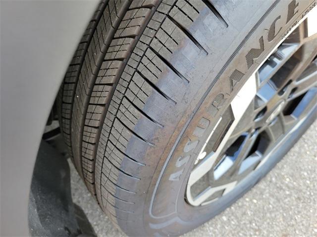 used 2025 Hyundai Santa Fe car, priced at $35,246