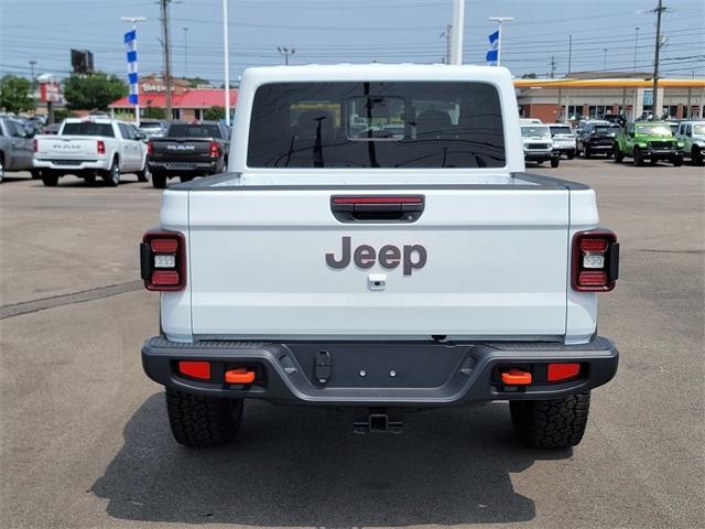 new 2025 Jeep Gladiator car, priced at $55,370
