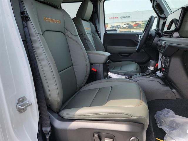 new 2025 Jeep Gladiator car, priced at $55,370