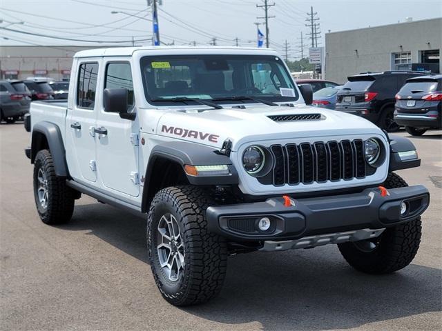 new 2025 Jeep Gladiator car, priced at $55,370