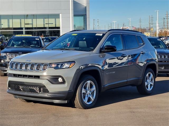 new 2024 Jeep Compass car, priced at $29,013