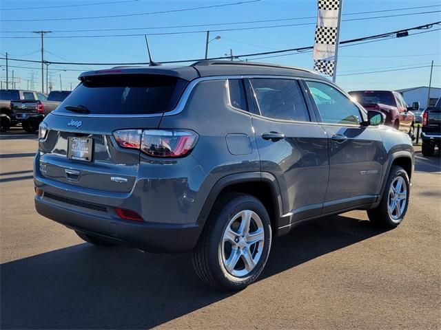 new 2024 Jeep Compass car, priced at $29,013