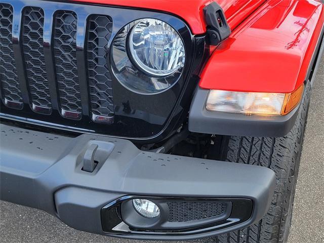 used 2022 Jeep Gladiator car, priced at $34,869