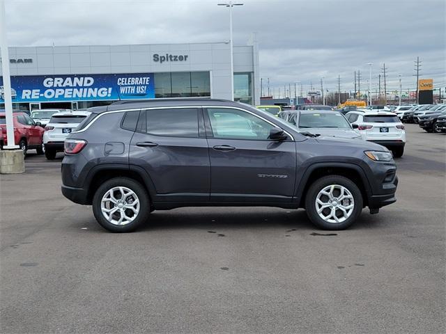 new 2024 Jeep Compass car, priced at $28,217