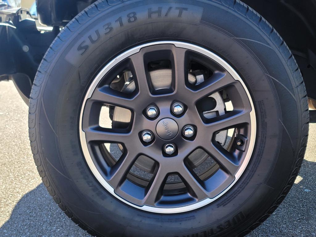 used 2023 Jeep Gladiator car, priced at $30,395