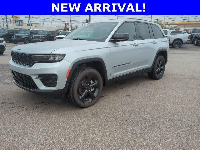 used 2023 Jeep Grand Cherokee car, priced at $37,674