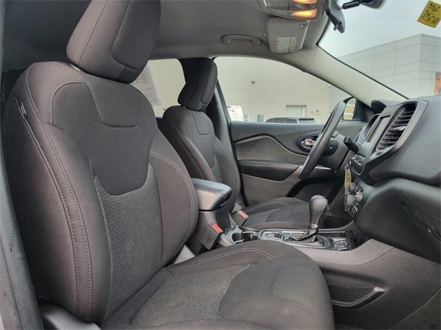 used 2019 Jeep Cherokee car, priced at $15,222