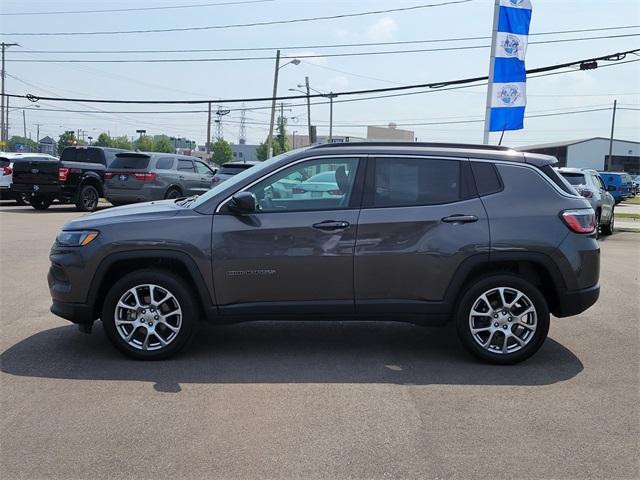 used 2022 Jeep Compass car, priced at $24,039