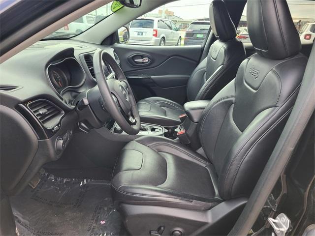 used 2023 Jeep Cherokee car, priced at $22,888