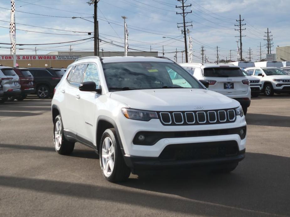 used 2022 Jeep Compass car, priced at $21,111