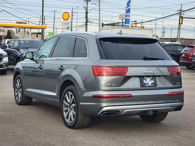 used 2018 Audi Q7 car, priced at $24,111