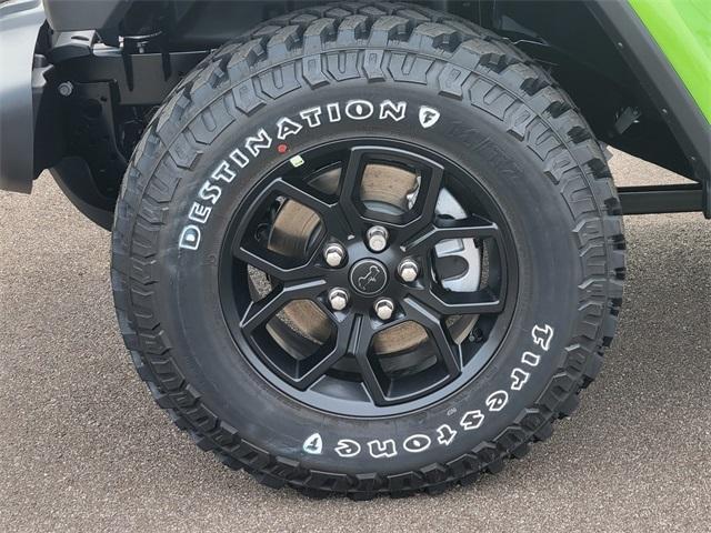 new 2025 Jeep Gladiator car, priced at $45,574