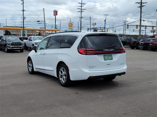 used 2023 Chrysler Pacifica car, priced at $29,888