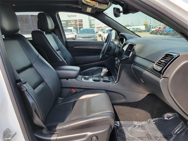 used 2021 Jeep Grand Cherokee car, priced at $32,434