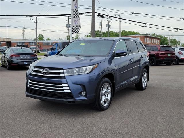 used 2019 Toyota Highlander car, priced at $28,137