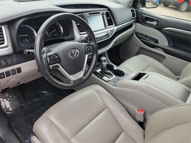 used 2019 Toyota Highlander car, priced at $28,137