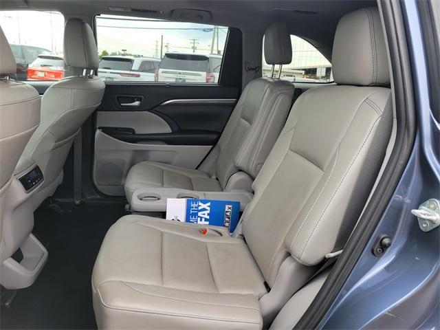 used 2019 Toyota Highlander car, priced at $28,137