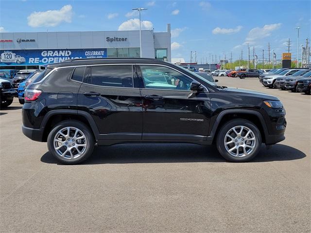 new 2024 Jeep Compass car, priced at $30,476