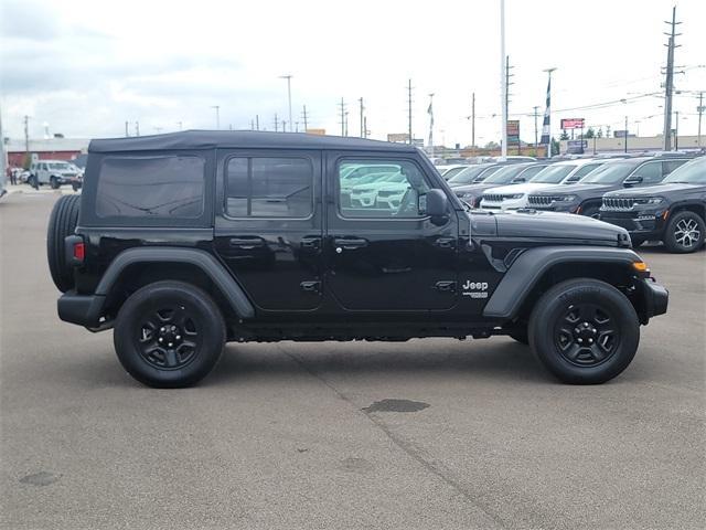 used 2021 Jeep Wrangler Unlimited car, priced at $29,111