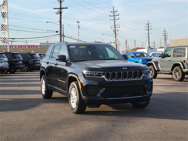 new 2025 Jeep Grand Cherokee car, priced at $41,470