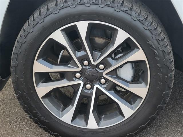 used 2022 Jeep Grand Cherokee car, priced at $35,043