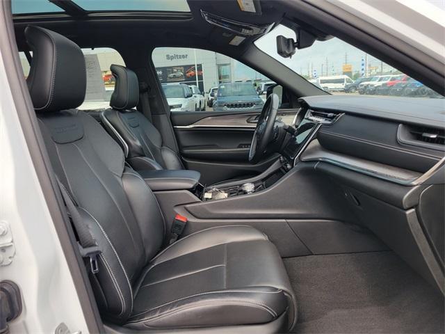 used 2022 Jeep Grand Cherokee car, priced at $35,043