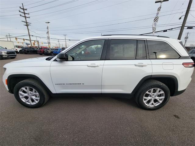 used 2022 Jeep Grand Cherokee car, priced at $31,111