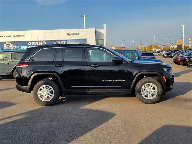 new 2025 Jeep Grand Cherokee car, priced at $41,470