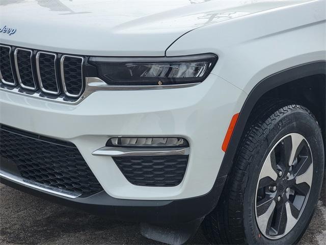 new 2025 Jeep Grand Cherokee 4xe car, priced at $53,402