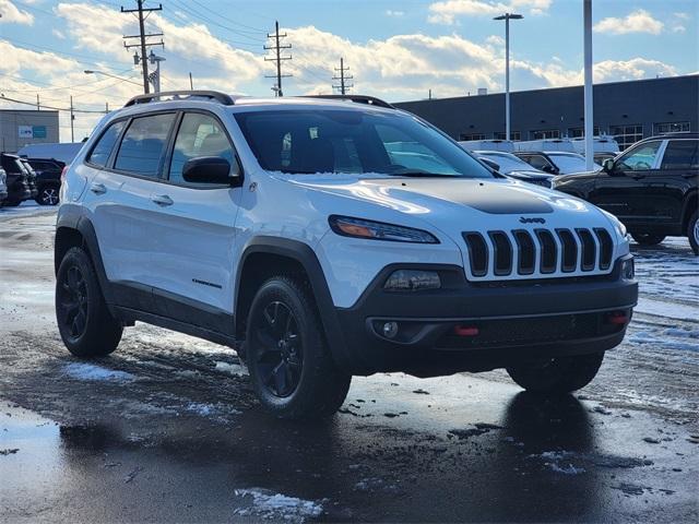 used 2017 Jeep Cherokee car, priced at $19,059