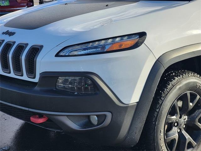 used 2017 Jeep Cherokee car, priced at $19,059