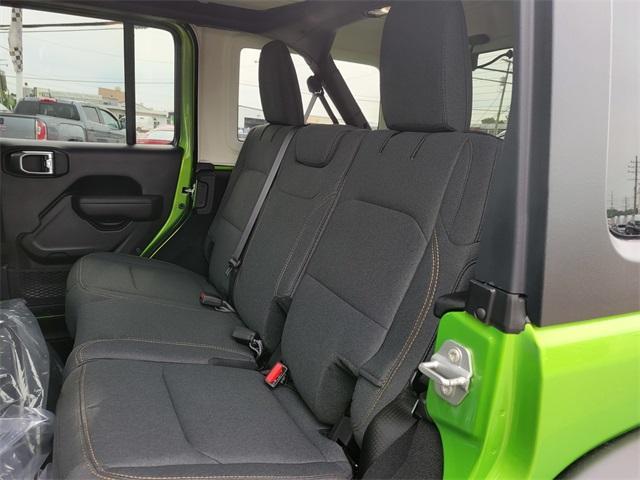 new 2025 Jeep Wrangler car, priced at $45,304