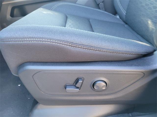 new 2025 Ram 1500 car, priced at $47,039