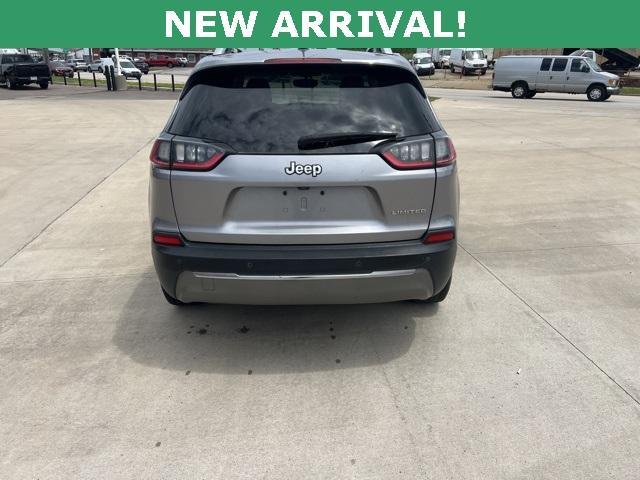 used 2020 Jeep Cherokee car, priced at $15,321